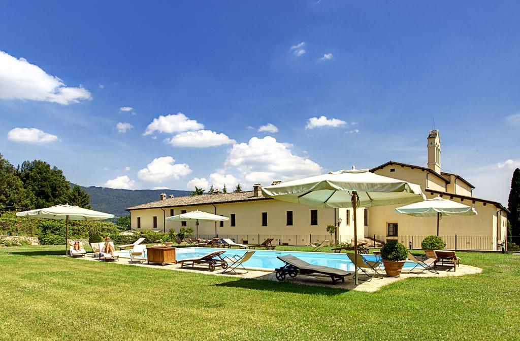 San Pietro Sopra Le Acque Resort & Spa Massa Martana Luaran gambar