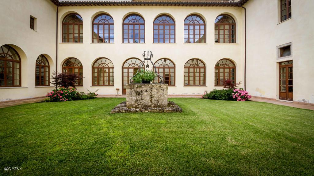 San Pietro Sopra Le Acque Resort & Spa Massa Martana Luaran gambar
