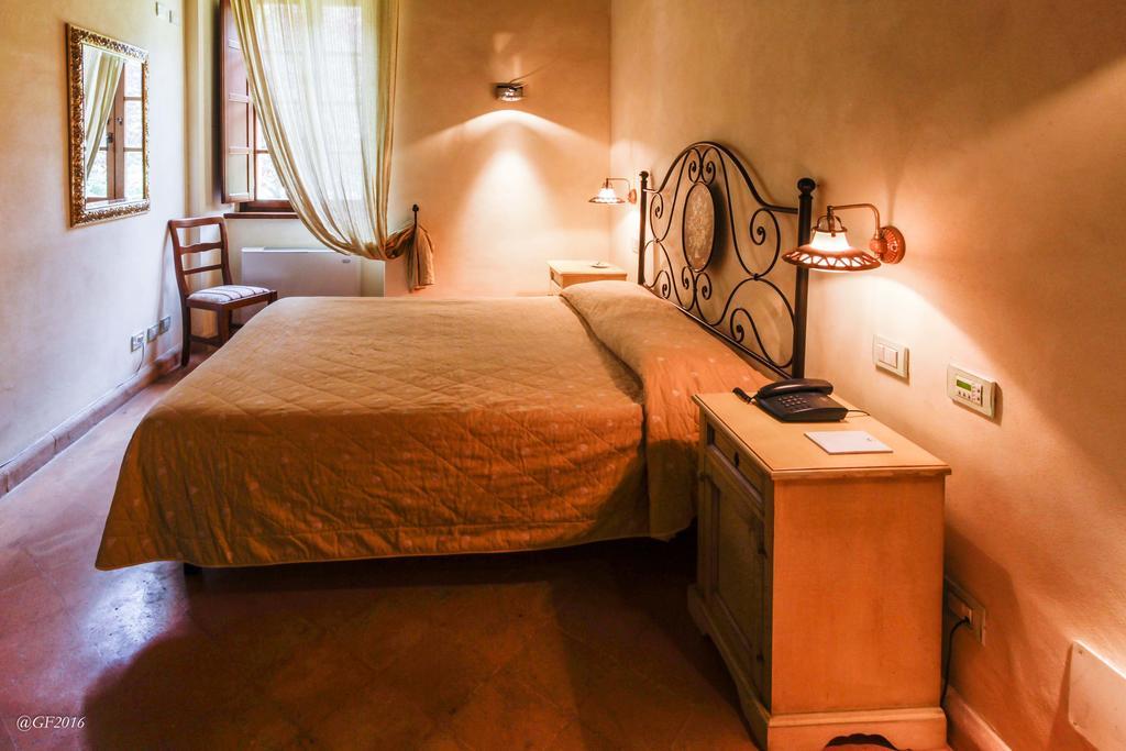 San Pietro Sopra Le Acque Resort & Spa Massa Martana Luaran gambar